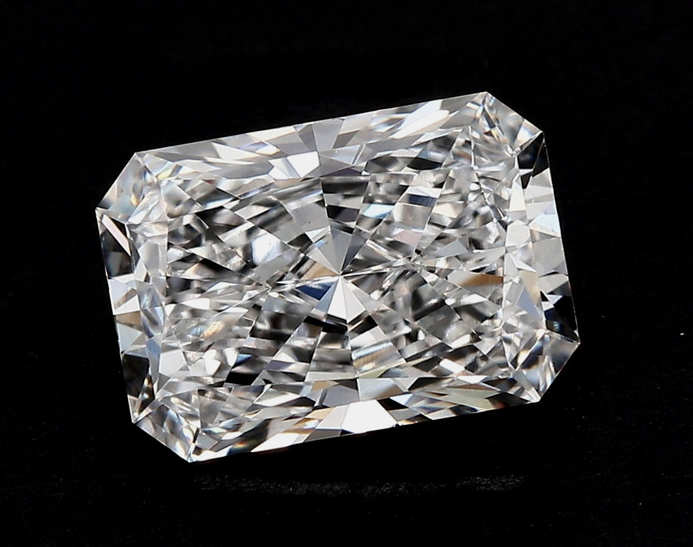 3.94 Carat Radiant Lab Diamond with  Cut Diamond in 14KT  view 1
