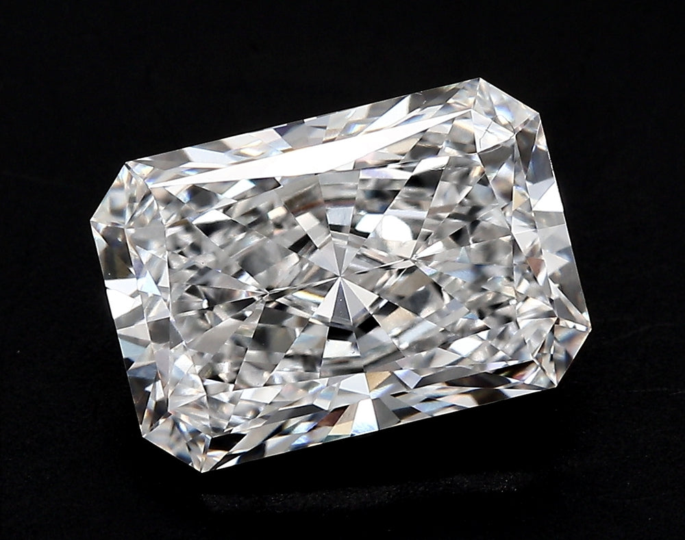 4.03 Carat Radiant Lab Diamond with  Cut Diamond in 14KT  view 1
