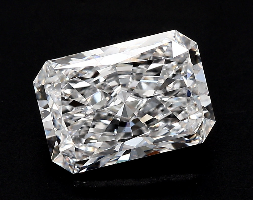 2.22 Carat Radiant Lab Diamond with  Cut Diamond in 14KT  view 1
