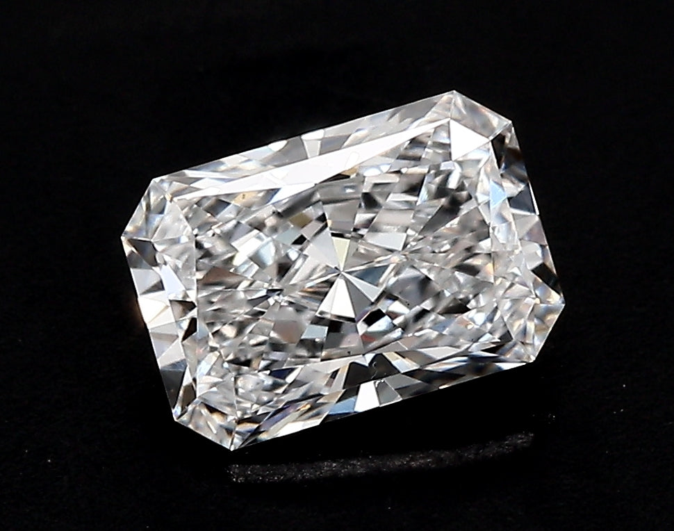 1.65 Carat Radiant Lab Diamond with  Cut Diamond in 14KT  view 1
