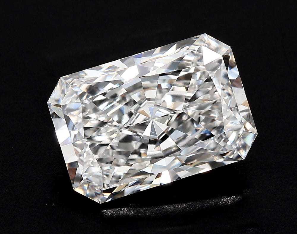 4.79 Carat Radiant Lab Diamond with  Cut Diamond in 14KT  view 1
