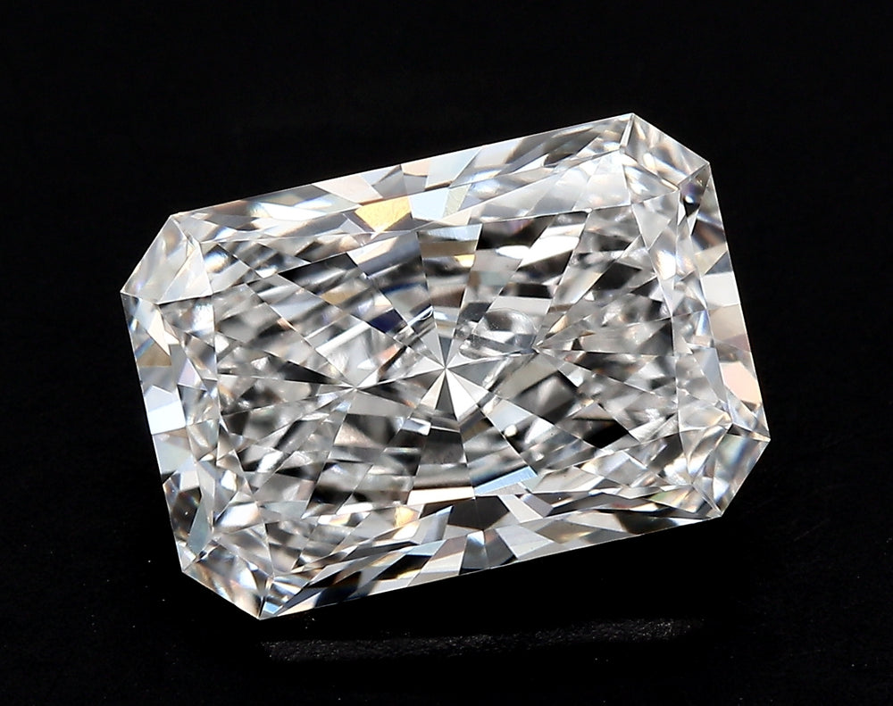 5.05 Carat Radiant Lab Diamond with  Cut Diamond in 14KT  view 1
