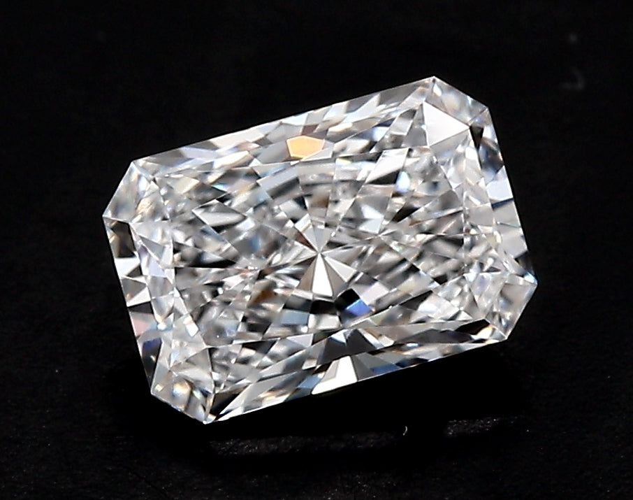 3.0 Carat Radiant Lab Diamond with  Cut Diamond in 14KT  view 1
