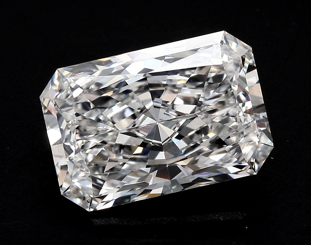 2.7 Carat Radiant Lab Diamond with  Cut Diamond in 14KT  view 1
