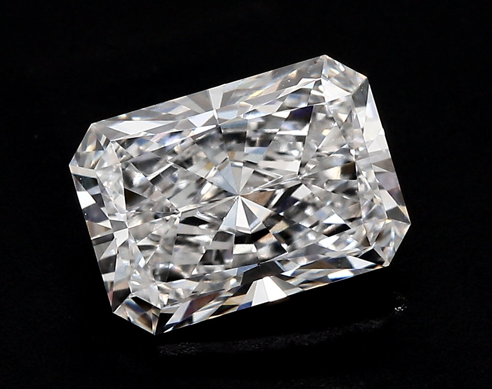 3.27 Carat Radiant Lab Diamond with  Cut Diamond in 14KT  view 1
