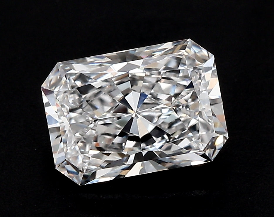 2.07 Carat Radiant Lab Diamond with  Cut Diamond in 14KT  view 1
