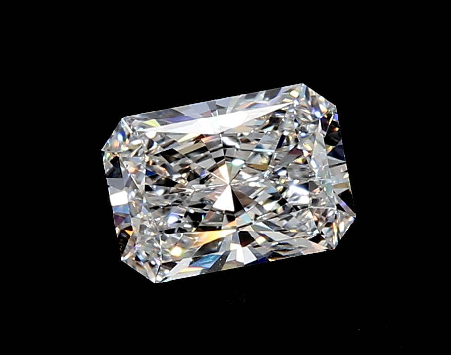 3.12 Carat Radiant Lab Diamond with  Cut Diamond in 14KT  view 1
