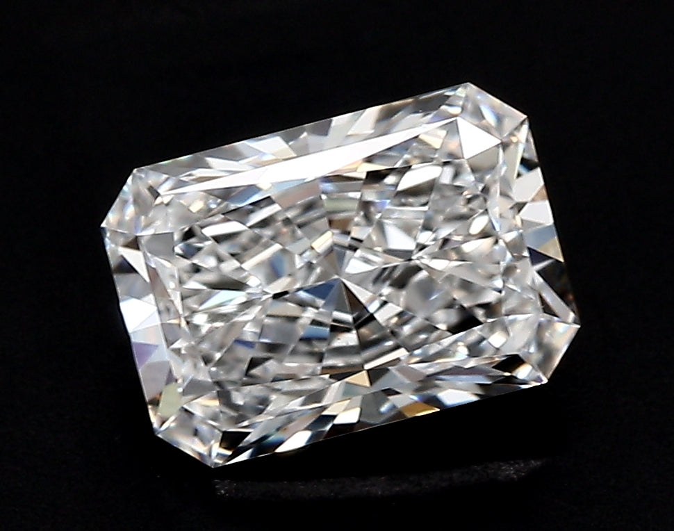 4.03 Carat Radiant Lab Diamond with  Cut Diamond in 14KT  view 1
