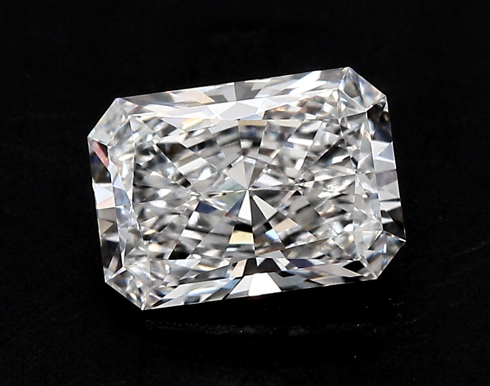 1.99 Carat Radiant Lab Diamond with  Cut Diamond in 14KT  view 1
