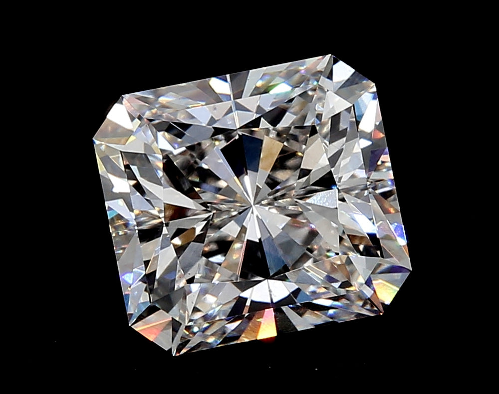 3.55 Carat Radiant Lab Diamond with  Cut Diamond in 14KT  view 1
