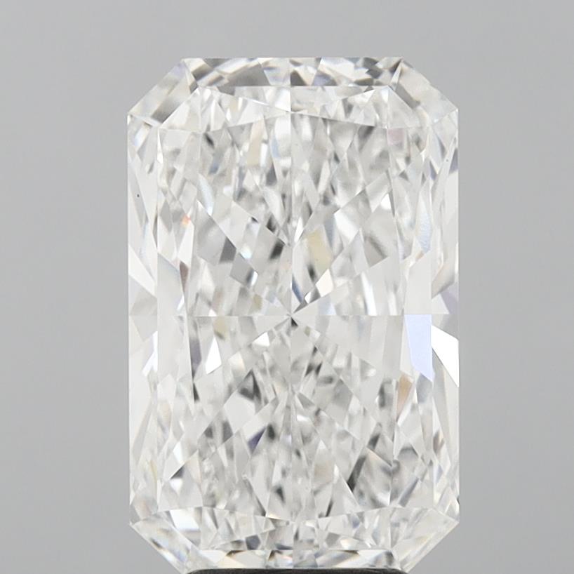 5.04 Carat Radiant Lab Diamond with  Cut Diamond in 14KT  view 1

