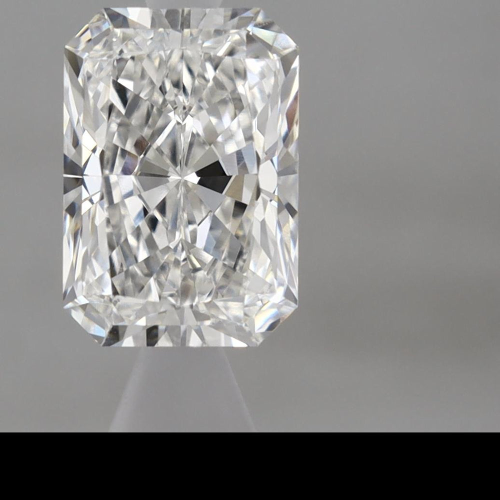 1.03 Carat Radiant Lab Diamond with  Cut Diamond in 14KT  view 1
