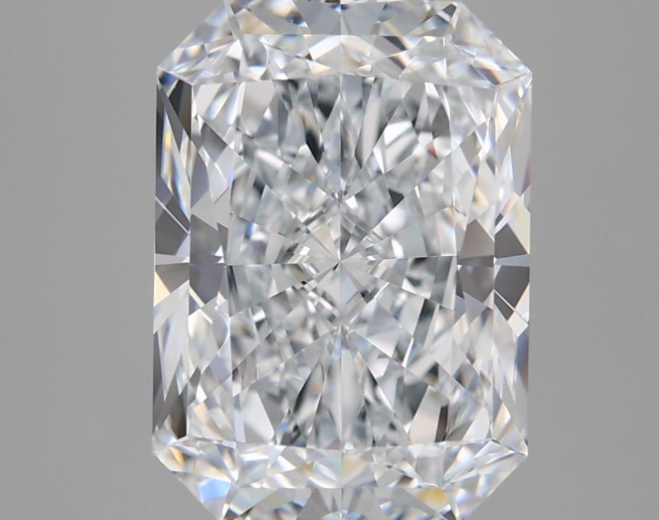 4.02 Carat Radiant Lab Diamond with  Cut Diamond in 14KT  view 1
