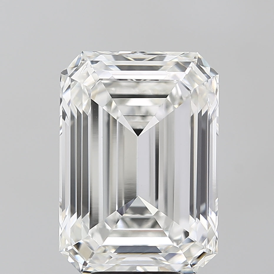 7.72 Carat Emerald Lab Diamond with  Cut Diamond in 14KT  view 1
