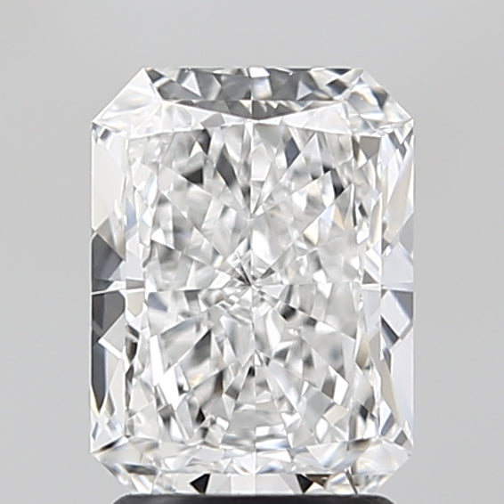 2.0 Carat Radiant Lab Diamond with  Cut Diamond in 14KT  view 1
