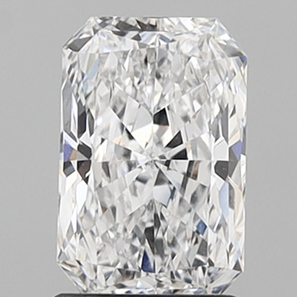 2.91 Carat Radiant Lab Diamond with  Cut Diamond in 14KT  view 1
