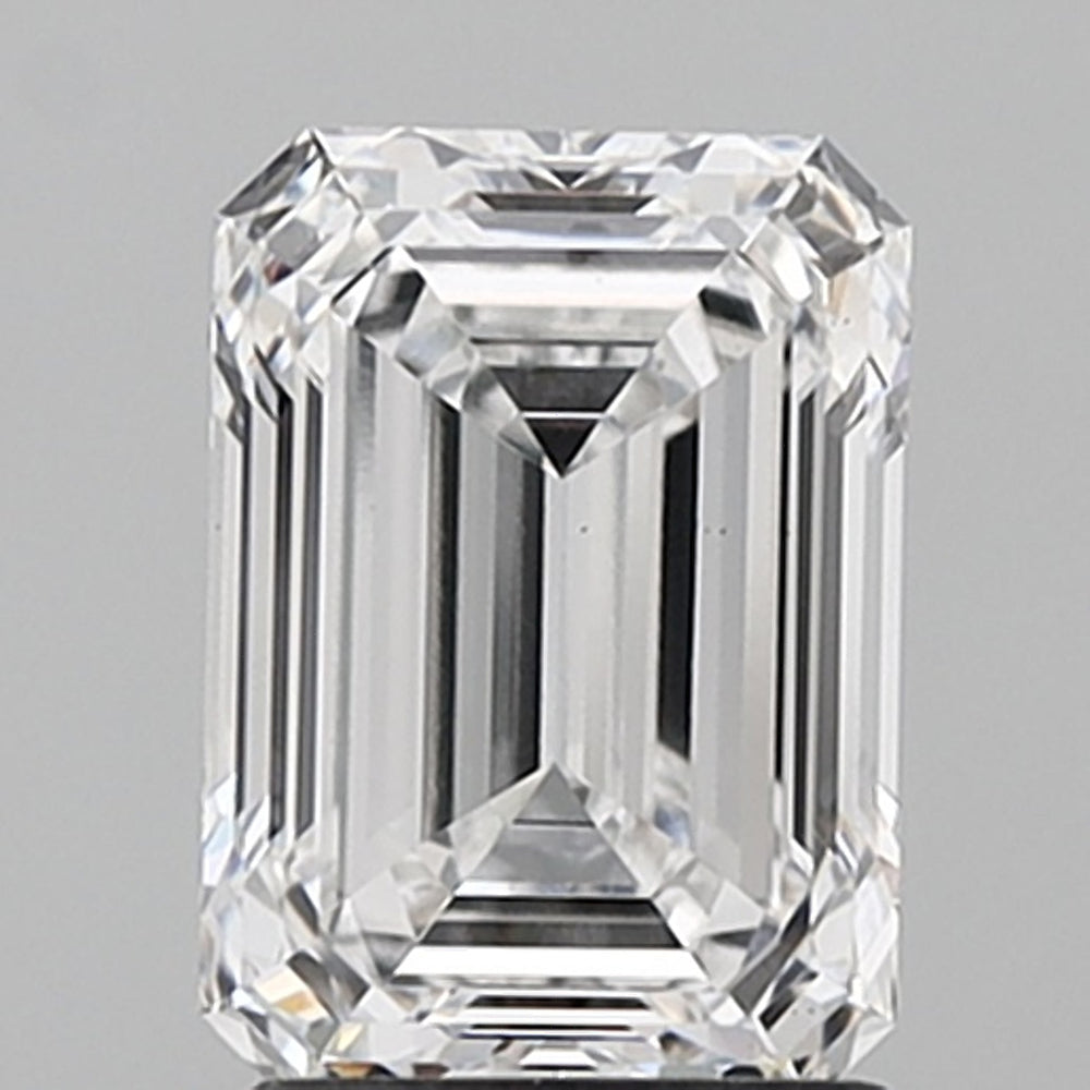 2.0 Carat Emerald Lab Diamond with  Cut Diamond in 14KT  view 1
