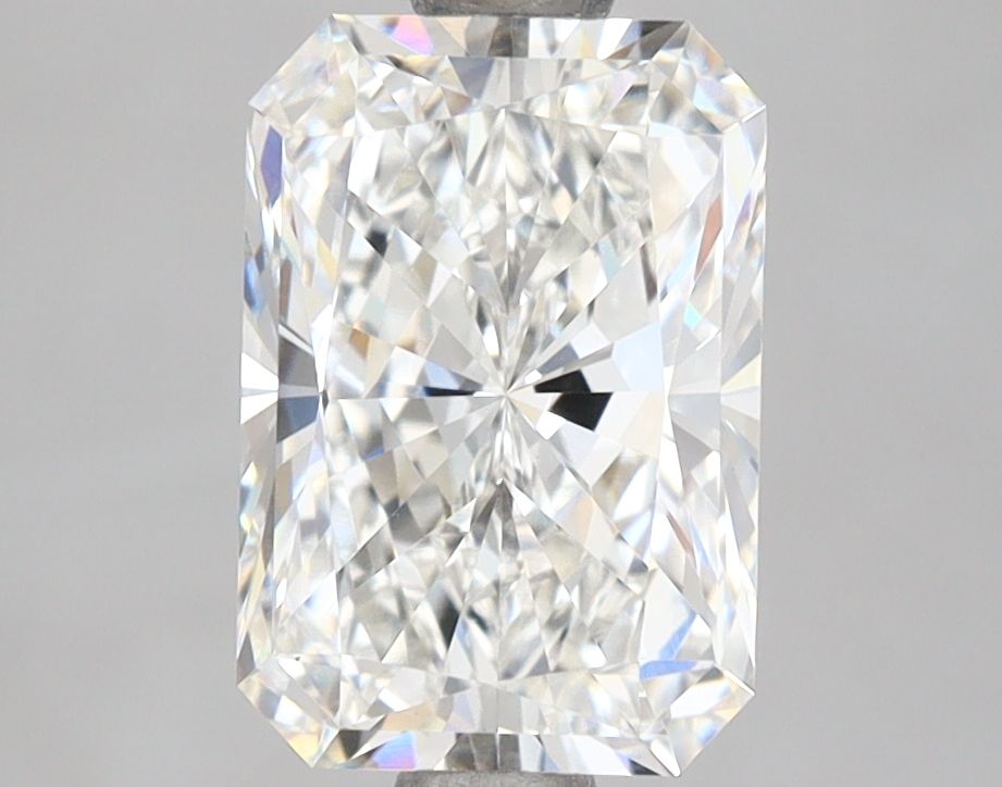 2.52 Carat Radiant Lab Diamond with  Cut Diamond in 14KT  view 1
