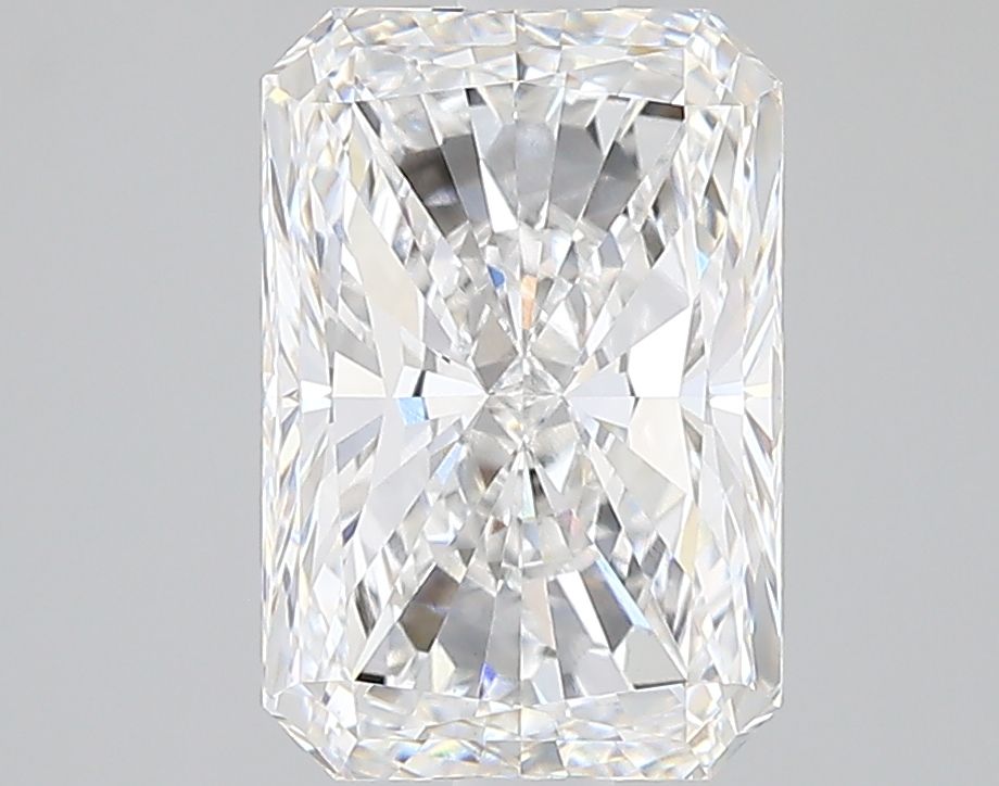 2.81 Carat Radiant Lab Diamond with  Cut Diamond in 14KT  view 1
