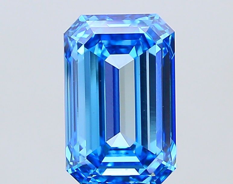 7.07 Carat Emerald Lab Diamond with  Cut Diamond in 14KT  view 1
