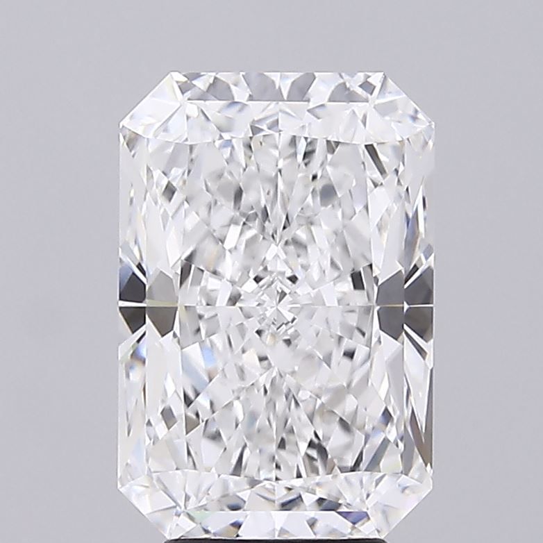 4.64 Carat Radiant Lab Diamond with  Cut Diamond in 14KT  view 1
