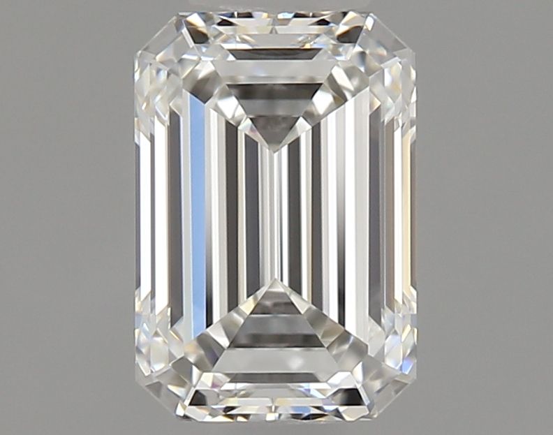 1.1 Carat Emerald Natural Diamond with  Cut Diamond in 14KT  view 1
