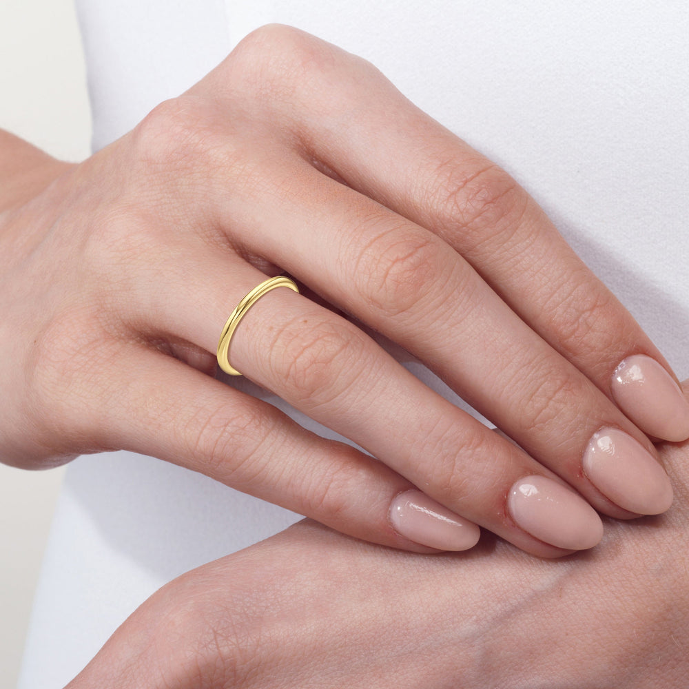 Model Wearing The Élodie Wedding Band view