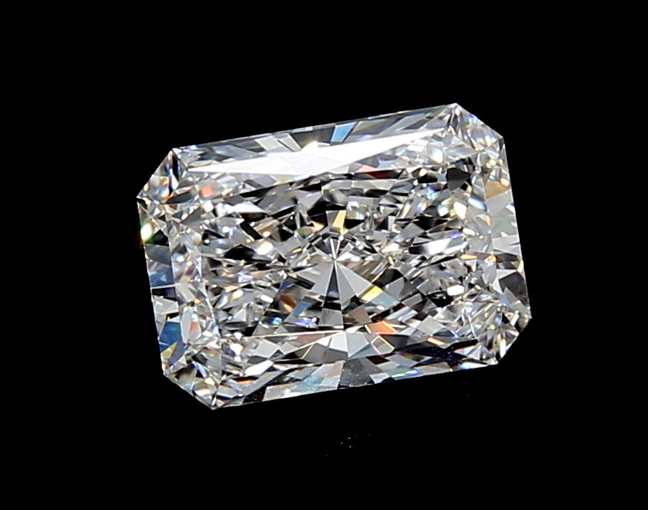 1.33 Carat Radiant Lab Diamond with  Cut Diamond in 14KT  view 1
