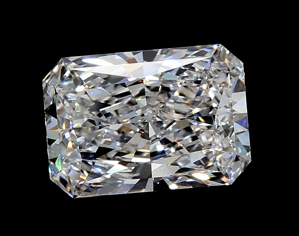 2.72 Carat Radiant Lab Diamond with  Cut Diamond in 14KT  view 1
