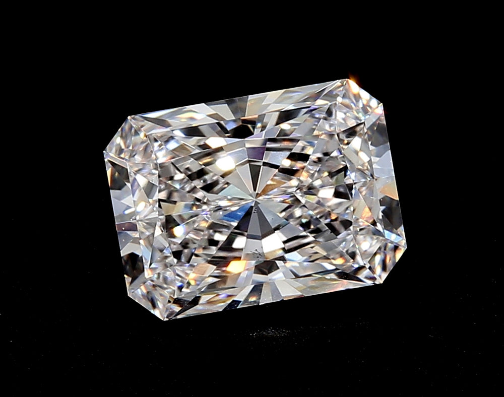 2.94 Carat Radiant Lab Diamond with  Cut Diamond in 14KT  view 1
