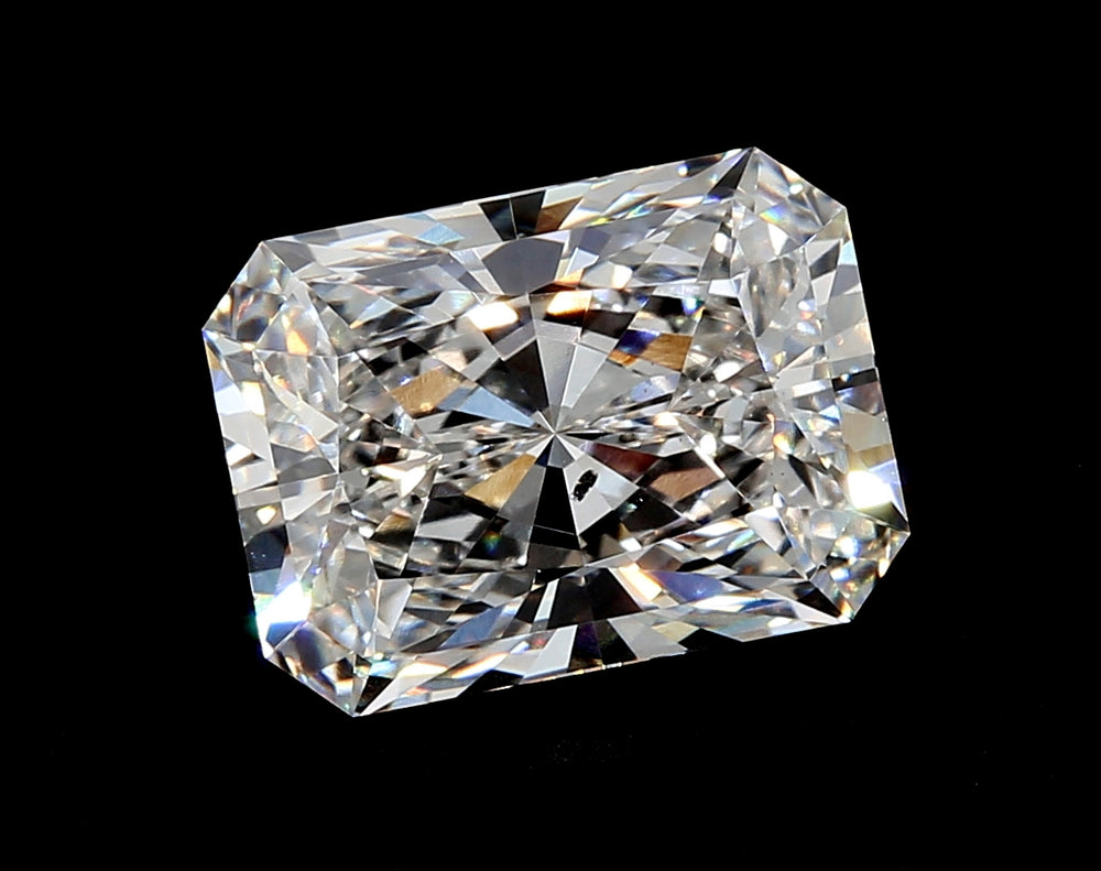4.07 Carat Radiant Lab Diamond with  Cut Diamond in 14KT  view 1
