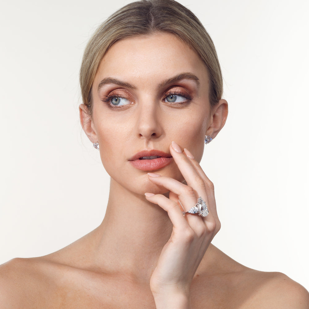 Model Wearing The da Vinci Ring with Lab Grown Diamond view