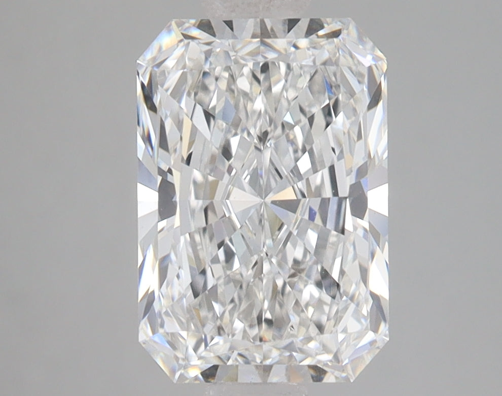 2.58 Carat Radiant Lab Diamond with  Cut Diamond in 14KT  view 1
