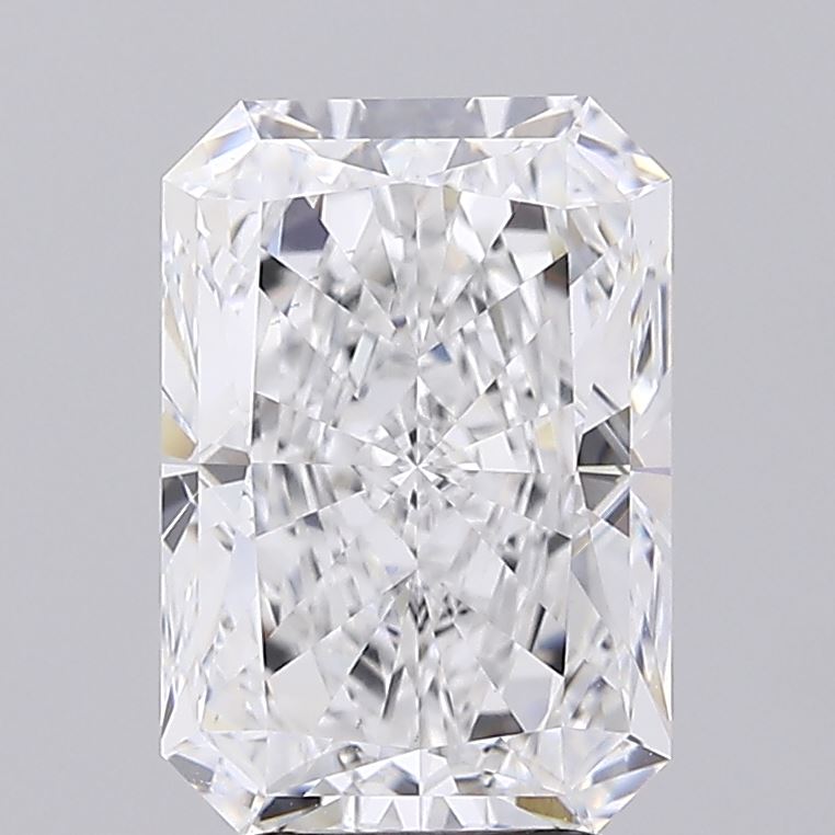 4.0 Carat Radiant Lab Diamond with  Cut Diamond in 14KT  view 1

