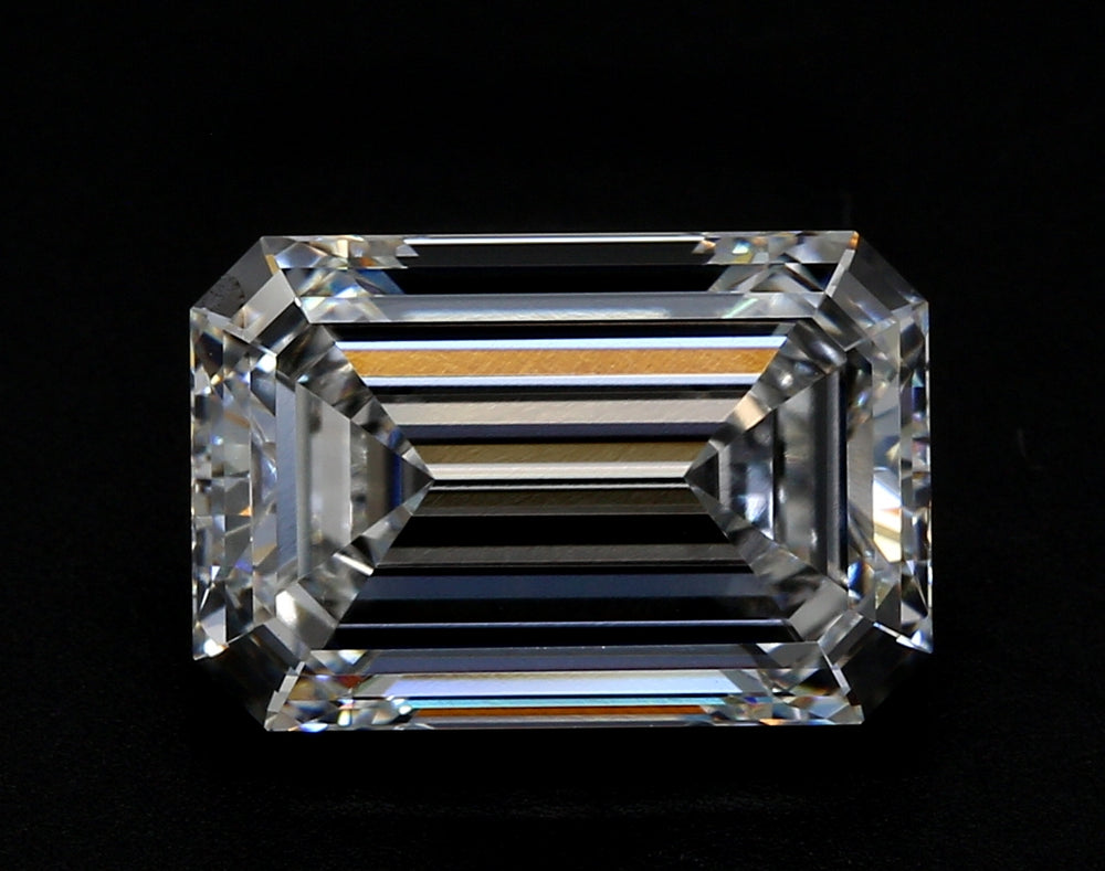 2.88 Carat Emerald Lab Diamond with  Cut Diamond in 14KT  view 1
