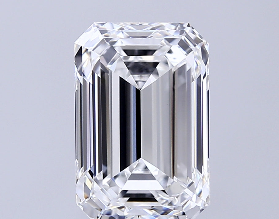 5.03 Carat Emerald Lab Diamond with  Cut Diamond in 14KT  view 1
