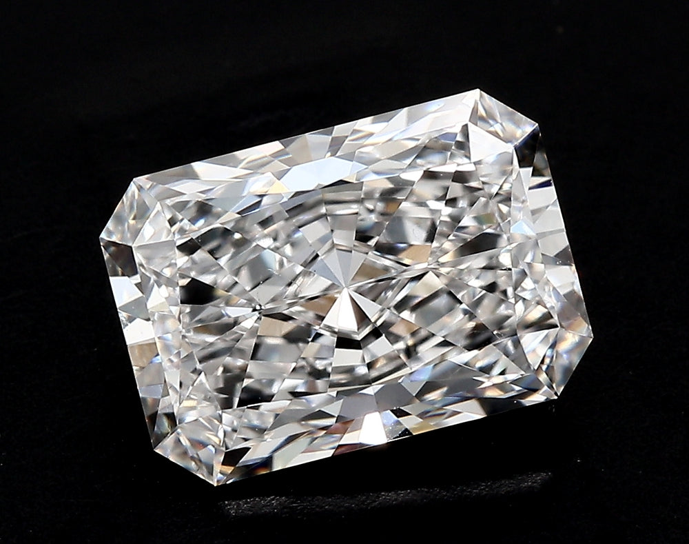 4.08 Carat Radiant Lab Diamond with  Cut Diamond in 14KT  view 1

