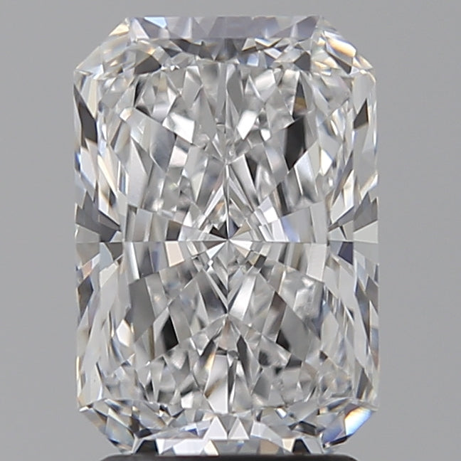 2.57 Carat Radiant Lab Diamond with  Cut Diamond in 14KT  view 1
