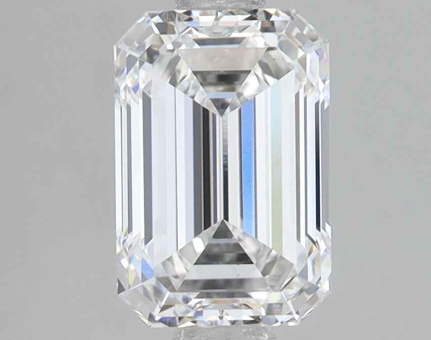 2.0 Carat Emerald Lab Diamond with  Cut Diamond in 14KT  view 1
