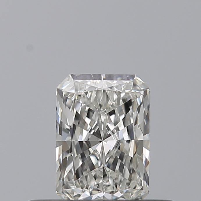 0.31 Carat Radiant Natural Diamond with  Cut Diamond in 14KT  view 1
