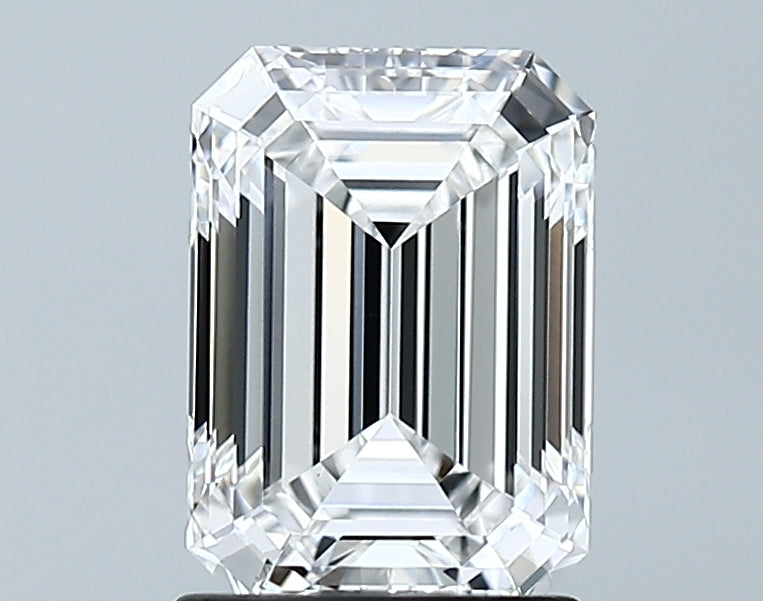 1.7 Carat Emerald Lab Diamond with  Cut Diamond in 14KT  view 1
