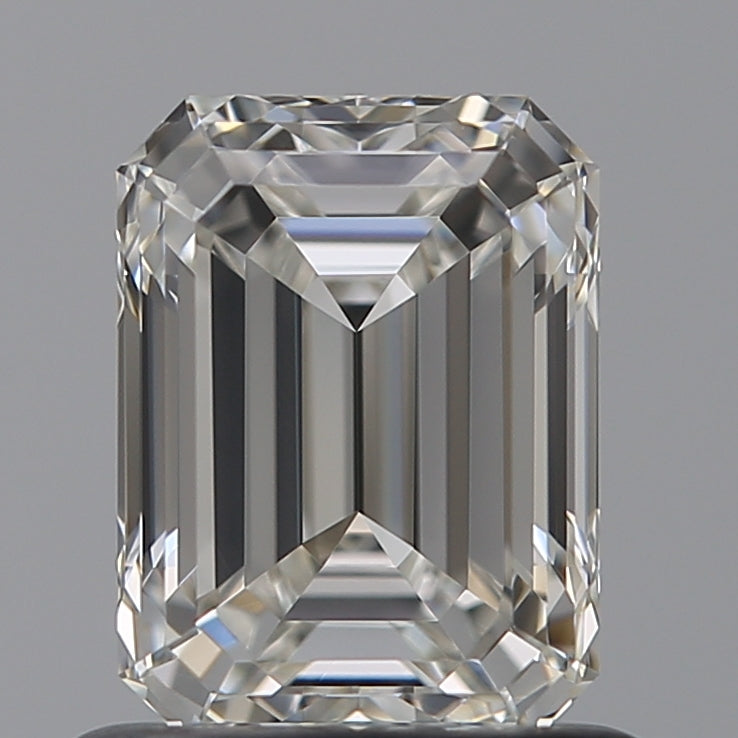 0.92 Carat Emerald Natural Diamond with  Cut Diamond in 14KT  view 1
