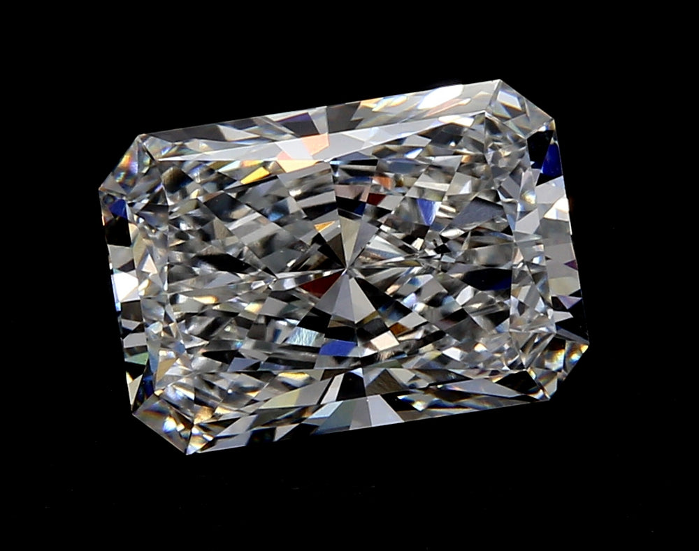 1.52 Carat Radiant Lab Diamond with  Cut Diamond in 14KT  view 1
