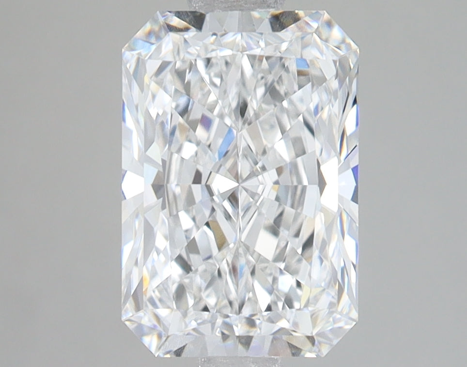 2.51 Carat Radiant Lab Diamond with  Cut Diamond in 14KT  view 1
