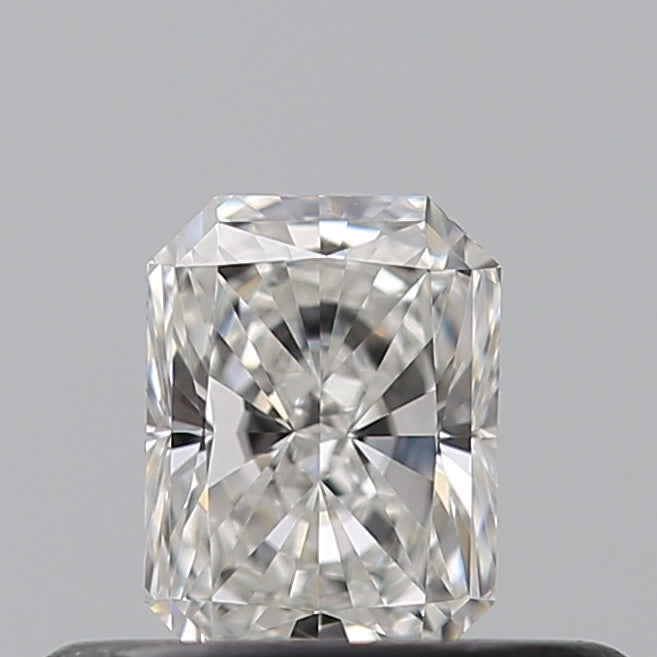 0.32 Carat Radiant Natural Diamond with  Cut Diamond in 14KT  view 1
