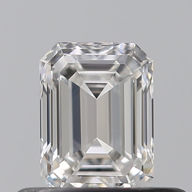 0.47 Carat Emerald Natural Diamond with  Cut Diamond in 14KT  view 1
