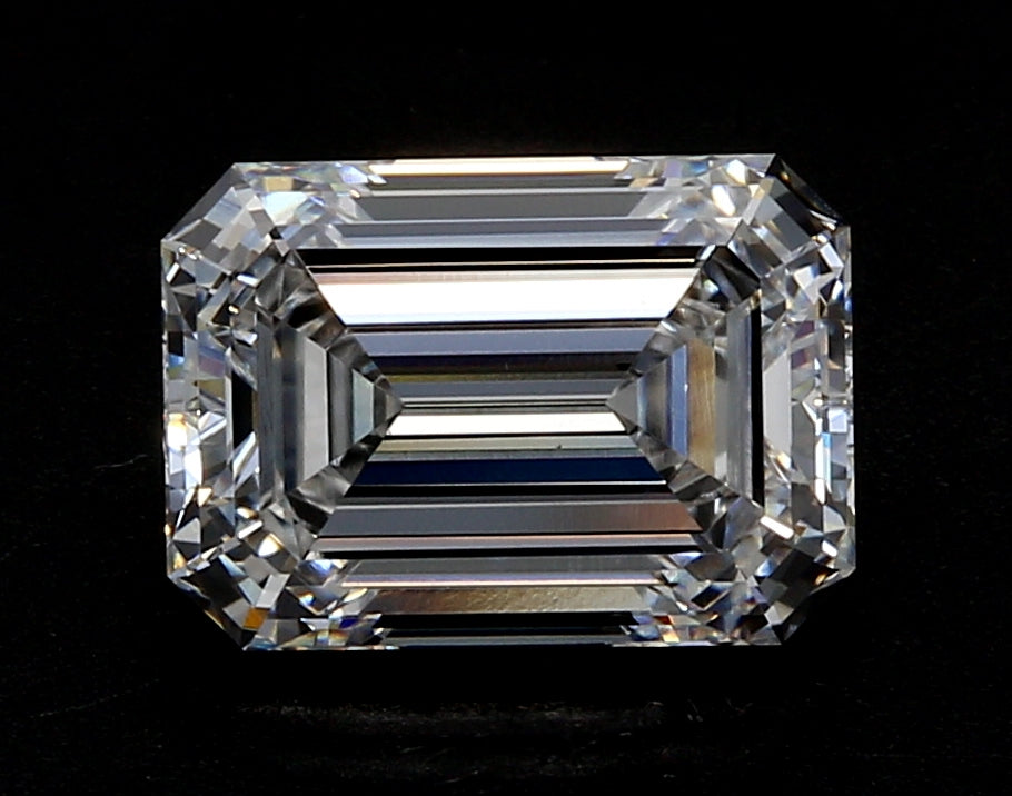 1.9 Carat Emerald Lab Diamond with  Cut Diamond in 14KT  view 1
