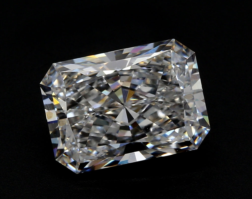 4.07 Carat Radiant Lab Diamond with  Cut Diamond in 14KT  view 1
