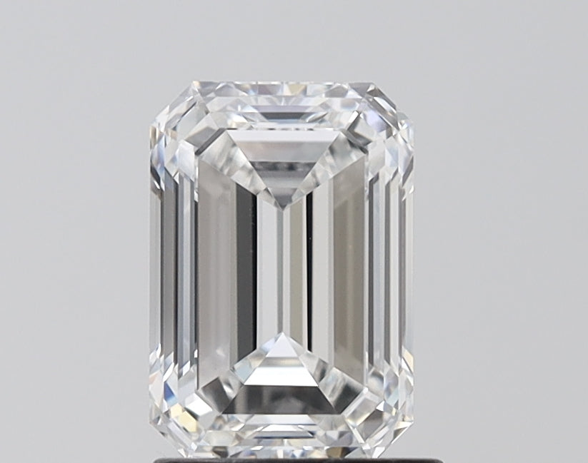 1.52 Carat Emerald Lab Diamond with  Cut Diamond in 14KT  view 1
