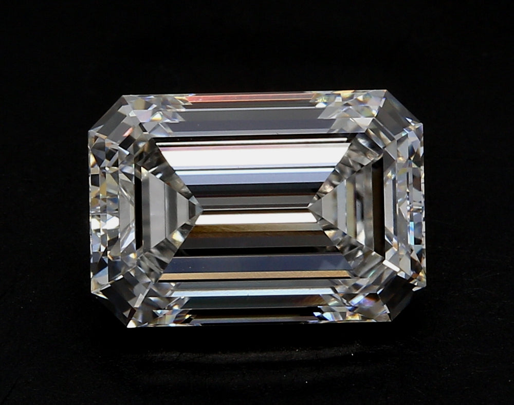 3.1 Carat Emerald Lab Diamond with  Cut Diamond in 14KT  view 1
